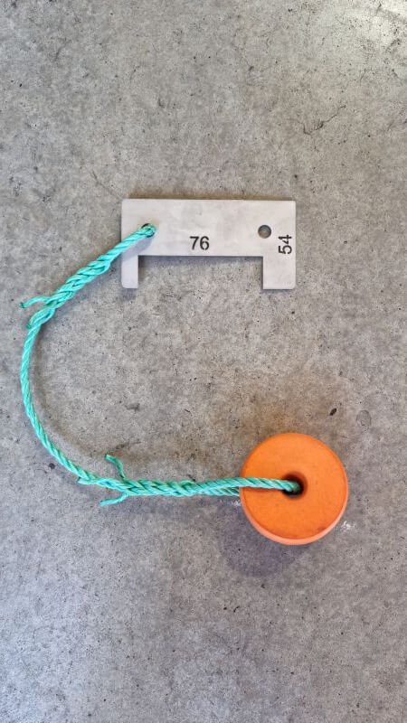 CRAY GAUGE AMA 54MM WITH FLOAT, stainless steel cray gauge with orange float and measuring line.