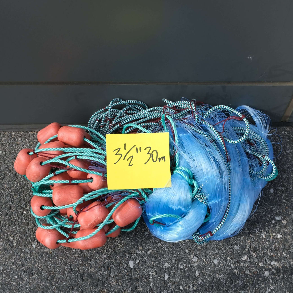 HAUL NET L7 3-1/2" 25MD 30M fishing net with 3-1/2" mesh and 30 meters length for catching fish.