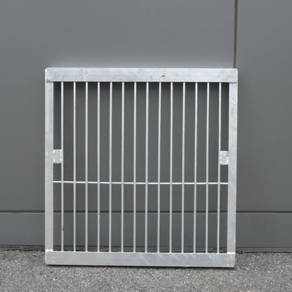 AMA STEEL BASE GALV 1 Basket