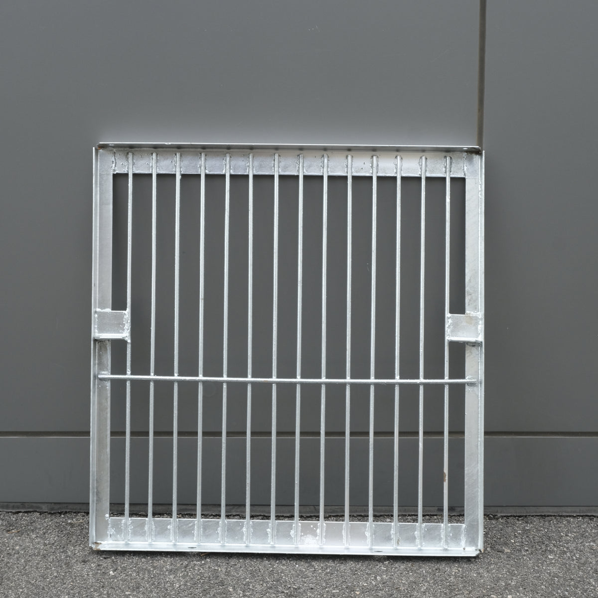 AMA STEEL BASE GALV 1 Basket