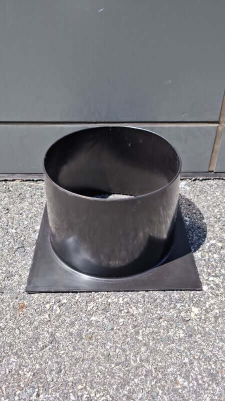 Pot Neck Small BLACK R50 - durable black cray pot neck with 230mm diameter, ideal for replacements or custom builds.