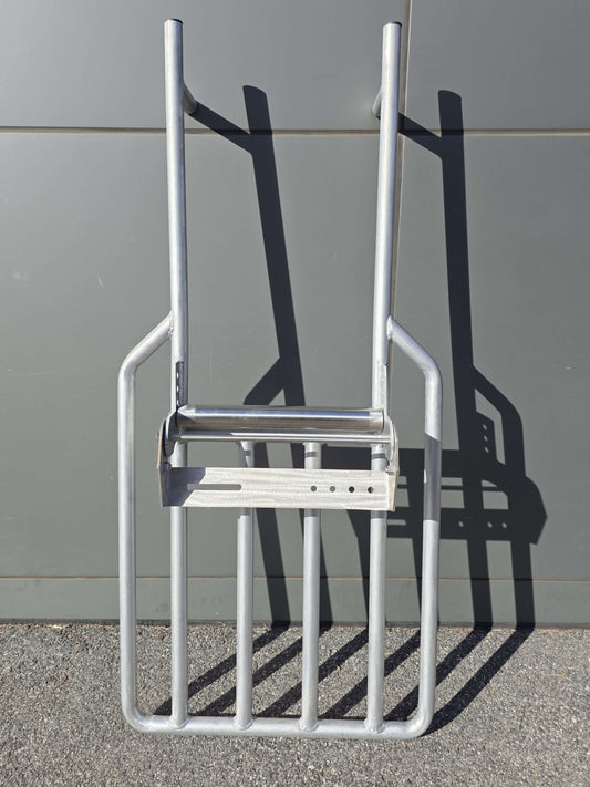 TIPPER CRACKPOTS XL: A robust aluminum pot tipper featuring adjustable install points and wider wings for easy operation.