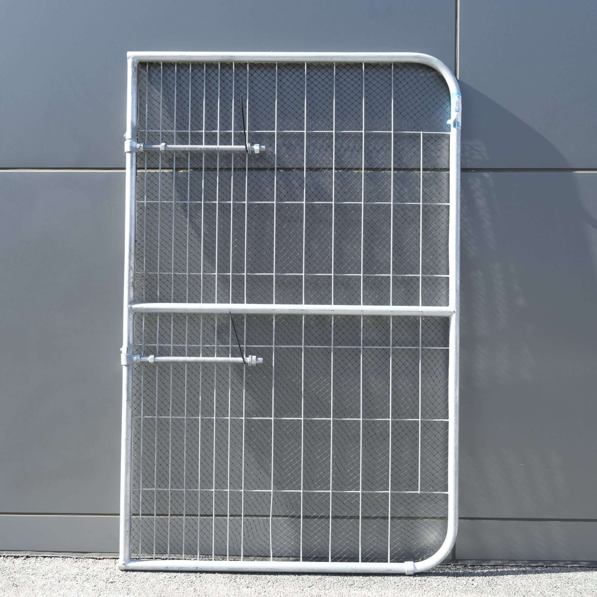 PEDESTRIAN GATE 1.17m x 2.1m - Sturdy galvanised gate ideal for orchards.