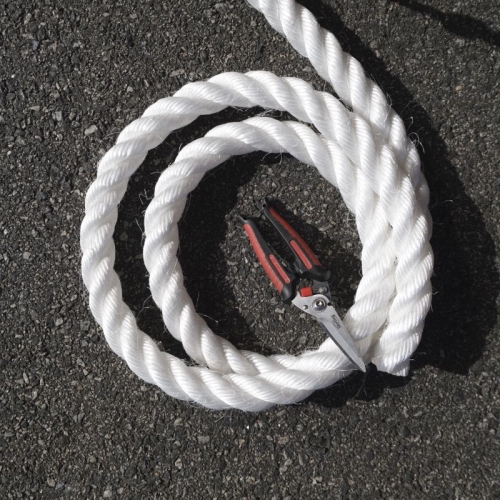 ROPE PE SILVER 28MM X M